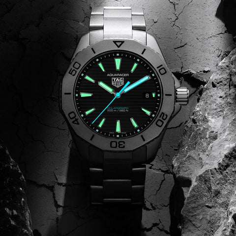 TAG Heuer Aquaracer Professional 200 Solargraph Watch