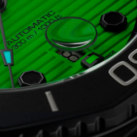 TAG Heuer Watch Aquaracer Professional 300 Night Diver Calibre 5 Automatic D