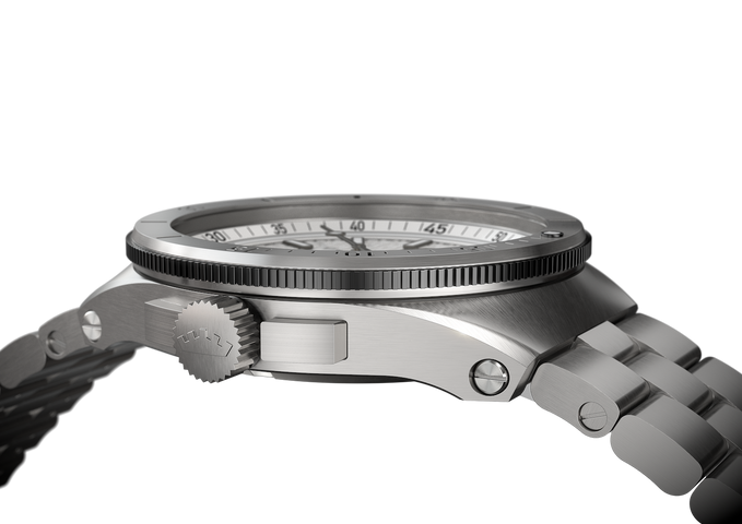 Fortis Marinemaster M-40 Snow White Watch