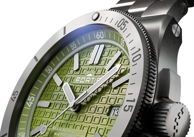 Fortis Marinemaster M-40 Woodpecker Green Watch