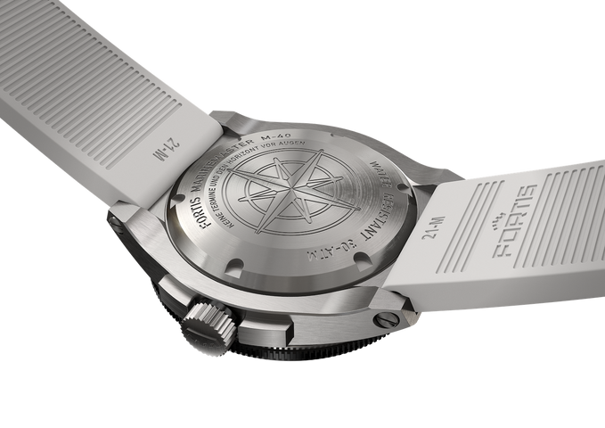 Fortis Marinemaster M-40 Snow White Watch