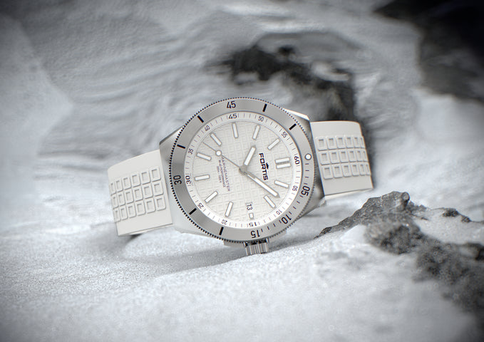 Fortis Marinemaster M-40 Snow White Watch