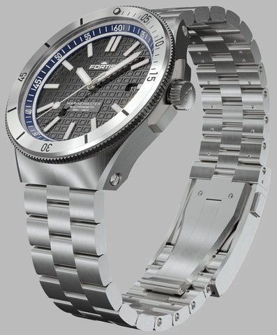 Fortis Marinemaster M 44 Ocean Blue Bracelet Watch