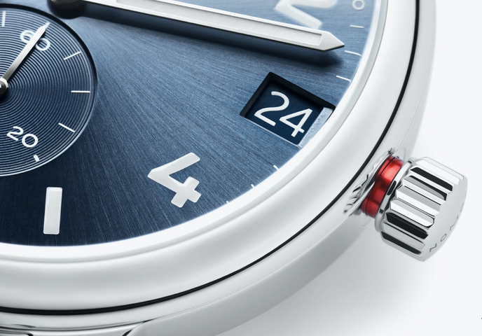 Nomos Glashutte Club Sport Neomatik 42 Date Blue Sapphire Crystal Watch