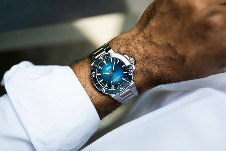Oris Aquis Date Calibre 400 Bracelet Watch D