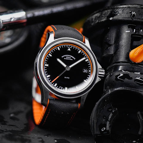 Muhle Glashutte Watch ProMare Datum