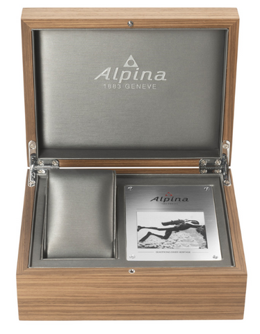 Alpina Seastrong Diver 300 Heritage Green Watch
