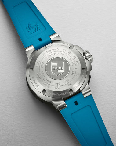 Oris AquisPro 4000m Calibre 400 Watch with blue dial, rubber strap, titanium case