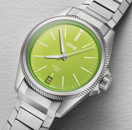 Oris ProPilot x Kermit Edition Watch with green dial, titanium strap, titanium case