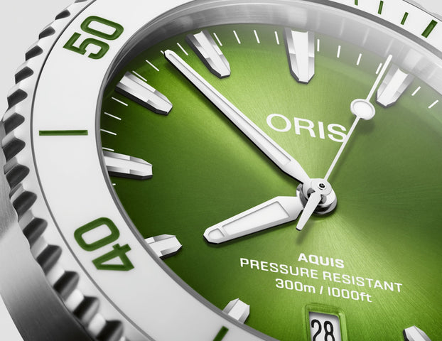 Oris Aquis Date 41.5mm Taste Of Summer Green D