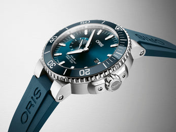 Oris Aquis Date Small Seconds Rubber Watch with blue dial, rubber strap, steel case