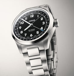 Oris Big Crown Pointer Date 40mm Watch with black dial, steel bracelet, steel case