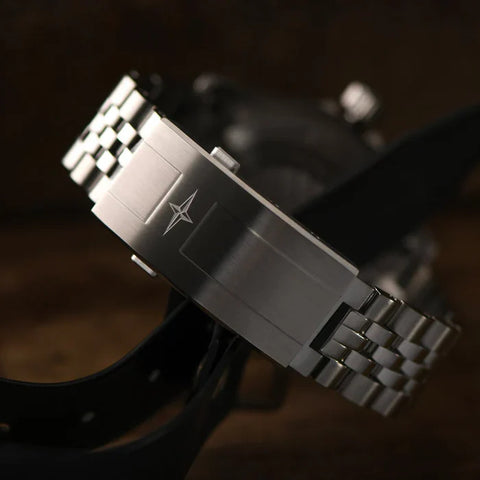 Davosa Watch  Ternos Professional 68h Eagle Bay Penta Link Bracelet