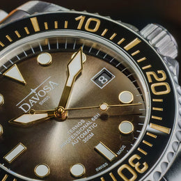 Davosa Watch  Ternos Professional 68h Eagle Bay Tri Link Bracelet