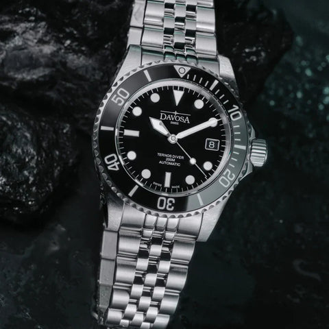 Davosa Watch  Ternos Diver Black Dial Penta Link Bracelet