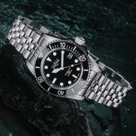 Davosa Watch  Ternos Diver Black Dial Penta Link Bracelet