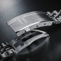 Davosa Watch  Ternos Diver Black Dial Penta Link Bracelet