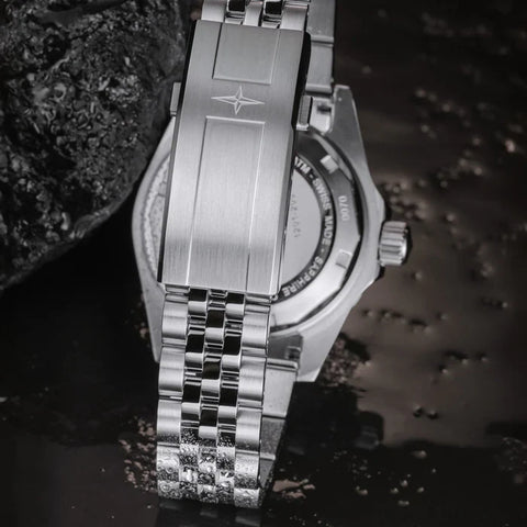 Davosa Watch Ternos GMT Blue and Black Penta link