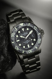 Davosa Ternos Professional 68h Carbon Limited Edition Watch