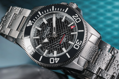 Davosa Argonautic 41 Shark Diver Limited Edition product detail view