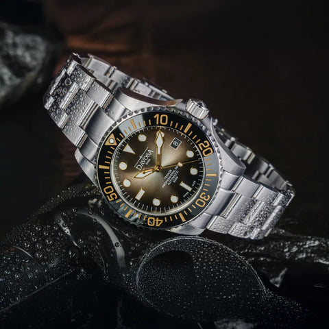 Davos Ternos Professional 68H Eagle Bay Tri Link Watch