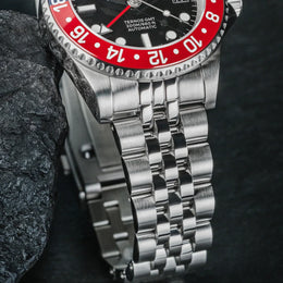 Davosa Ternos GMT Red Blue Penta Link Watch