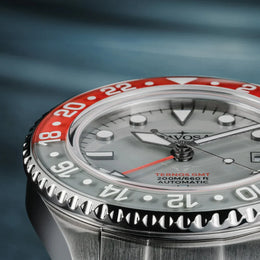 Davosa Ternos GMT Lucent Grey Red Penta Link Strap Watch
