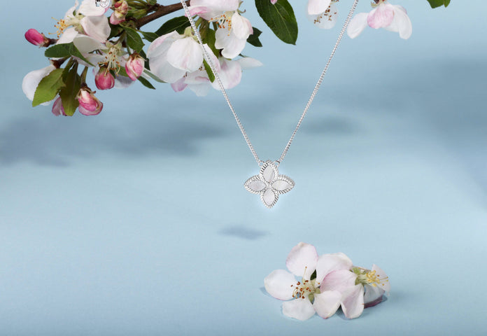 18ct White Gold White Mother of Pearl Eden Large Marquise Flower Necklace