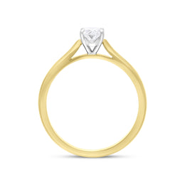 18ct Yellow and White Gold .50 Diamond Solitaire Oval Ring Size M GIA FVS1