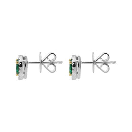 18ct White Gold 0.26ct Emerald Diamond Oval Stud Earrings D