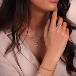 18ct Yellow and White Gold 0.21 5 Stone Diamond Row Bubble Ring