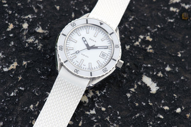 Doxa Sub 200 Whitepearl Watch product image