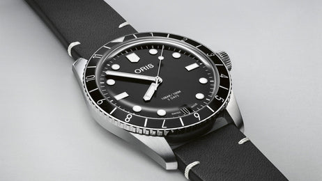 Oris Divers Sixty Five 12H Calibre 400 Watch with black dial, leather strap, steel case