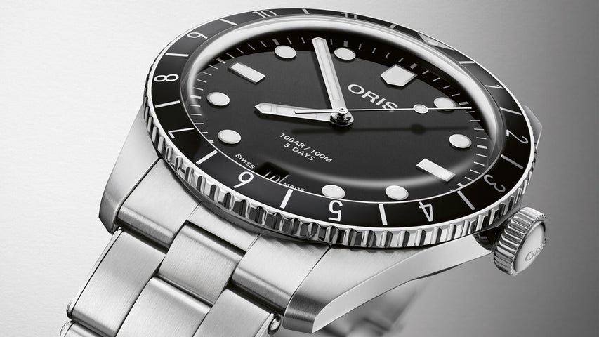 Oris Divers Sixty Five 12H Calibre 400 Bracelet Watch with black dial, steel bracelet, steel case