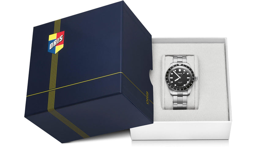 Oris Divers Sixty Five 12H Calibre 400 Watch with black dial, leather strap, steel case