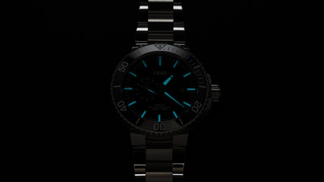 Oris Aquis Date Small Seconds Bracelet Watch with blue dial, steel bracelet, steel case