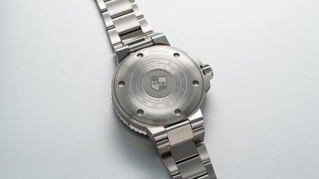 Oris Aquis Date Small Seconds Bracelet Watch with blue dial, steel bracelet, steel case