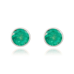 9ct White Gold Emerald 5mm Round Rub Over Set Stud Earrings. 33-22-059.