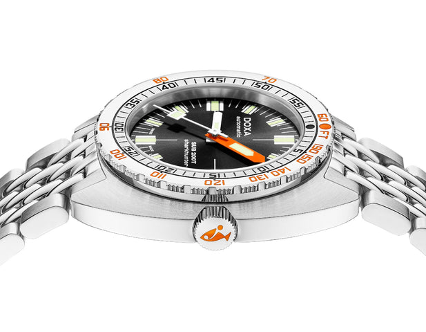 Doxa SUB 200T Sharkhunter Sunray Bracelet Watch