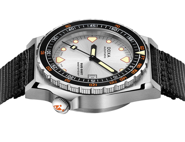 Doxa SUB 600T Searambler Nato Watch