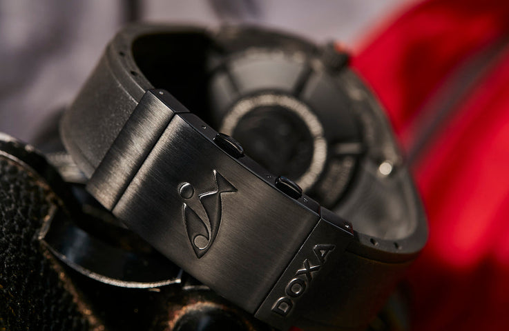 Doxa Ex-Display SUB 300 Carbon COSC Searambler Rubber Watch