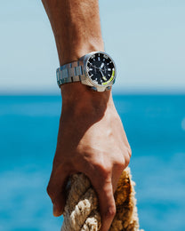 Junghans Aquaris Diver Green with black dial, stainless steel case