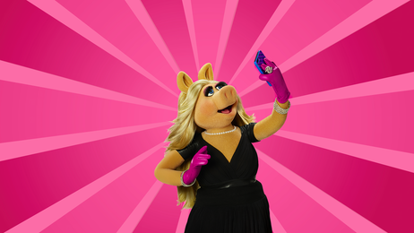 Oris ProPilot X Miss Piggy Edition Watch with pink dial, steel bracelet, steel case