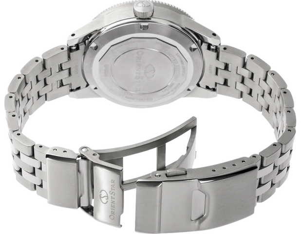 Orient Star M42 Diver 1964 V2 Titanium Watch