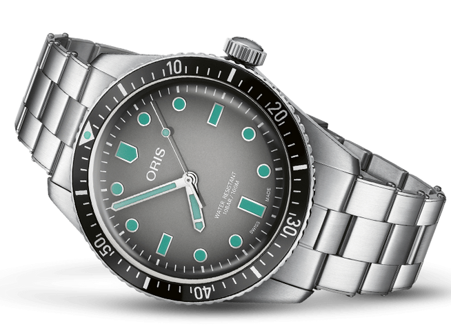 Oris Divers Sixty Five Watch with grey dial, steel bracelet, steel case