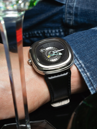 SevenFriday PG1/01 GMT Watch