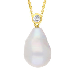 18ct Yellow Gold Diamond and Pearl Unique Pendant