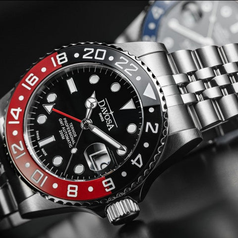 Davosa Ternos Professional GMT Penta Bracelet Watch detailed product view