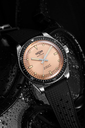 Vulcain Skindiver Nautique Salmon Rubber Limited Edition Watch