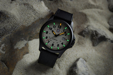 Luminox Atacama Field 1960 Series Set Watch XL.1971.SET - UV light view